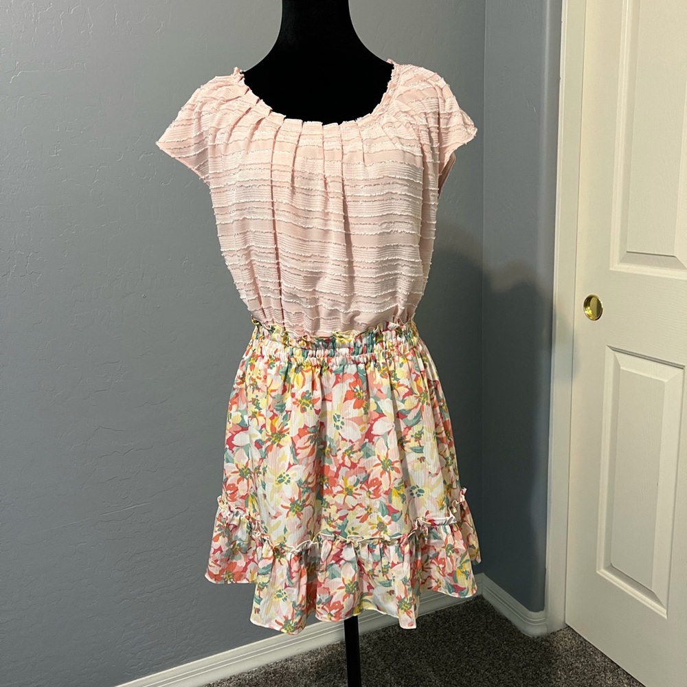 2-Piece Set, Lauren Conrad Women’s Blush Textured Top & Floral Ruffle Skirt